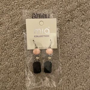 4/$16 NIP Pink and Black Drop Stone Earrings